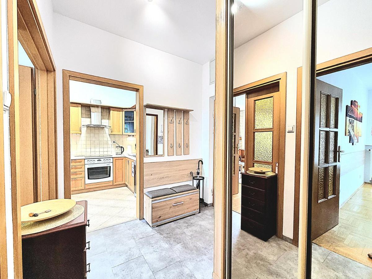 Saska Kepa Apartment Warsaw Exterior photo