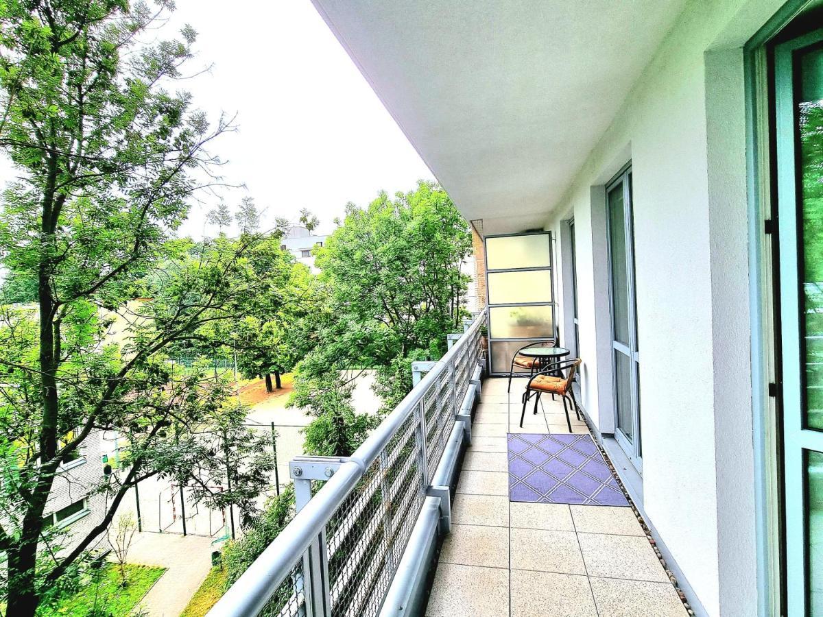 Saska Kepa Apartment Warsaw Exterior photo